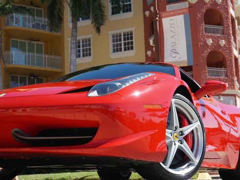 Used 2013 Ferrari 458 Italia Coupe image 24