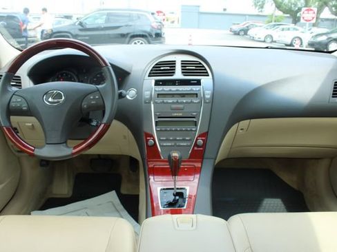 Used 2009 Lexus ES 350 FWD image 16