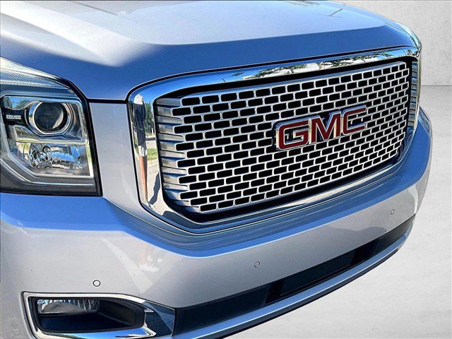 Used 2016 GMC Yukon XL Denali w/ Open Road Package AWD/4WD image 27