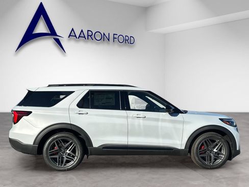 New 2026 Ford Explorer ST w/ Sun And Sound Package image 7