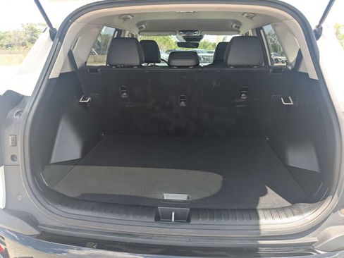 Used 2024 Kia Seltos EX FWD image 13