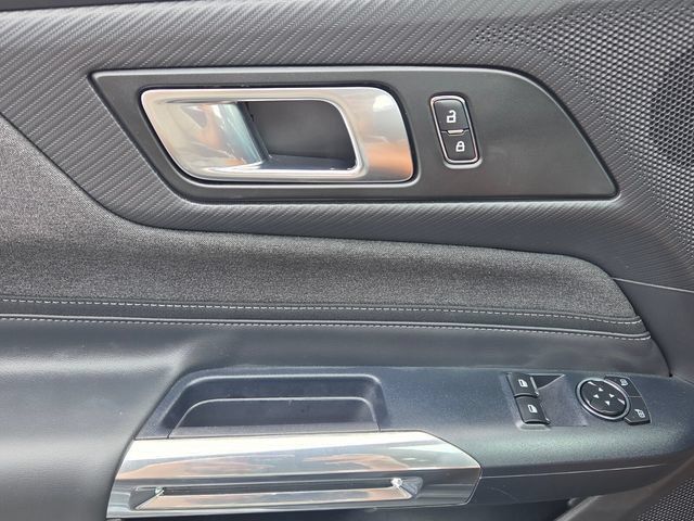 Used 2025 Ford Mustang GT RWD image 27