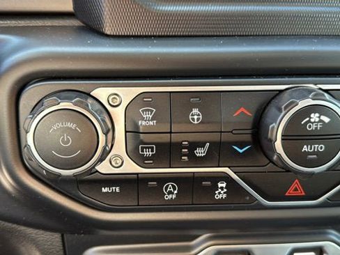 Used 2019 Jeep Wrangler Unlimited Sport S AWD/4WD image 20