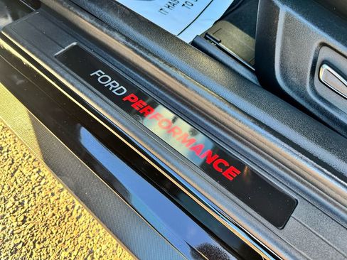 Used 2017 Ford Mustang Shelby GT350 image 38