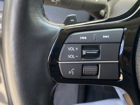 Used 2024 Honda Pilot Elite image 18