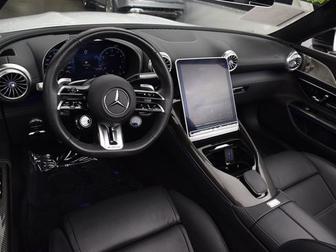 Certified 2022 Mercedes-Benz SL 63 AMG 4MATIC image 19