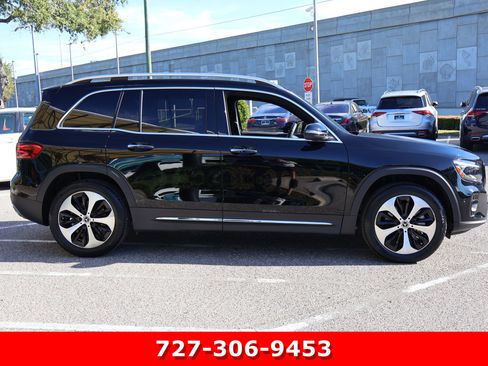 Certified 2024 Mercedes-Benz GLB 250 4MATIC w/ Driver Assistance Package image 11