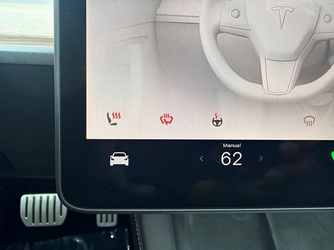 Used 2023 Tesla Model 3 Performance AWD/4WD image 17