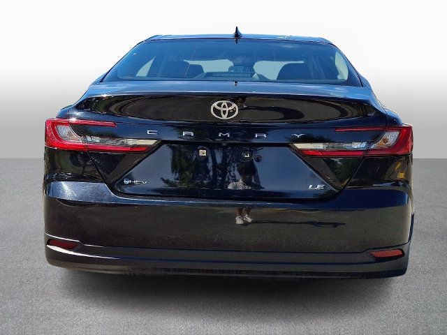 Used 2025 Toyota Camry LE FWD image 5