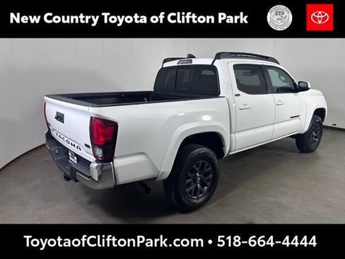 Used 2023 Toyota Tacoma SR5 AWD/4WD image 3