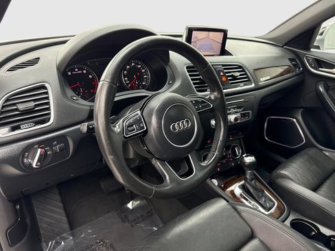 Used 2016 Audi Q3 2.0T Prestige w/ Prestige Package AWD/4WD image 18