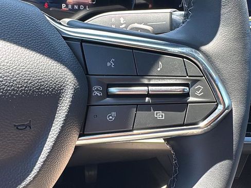New 2026 Chevrolet Equinox LT w/ Convenience Package II FWD image 20