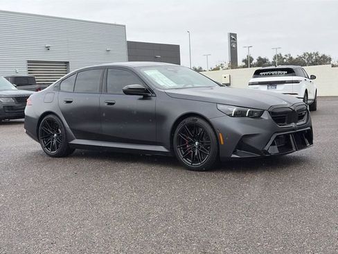 New 2026 BMW M5 w/ Carbon Package image 4