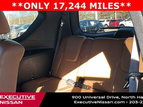 Used 2024 INFINITI QX80 Sensory w/ Cargo Package image 27