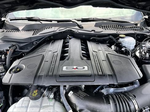 Used 2022 Ford Mustang GT RWD image 10