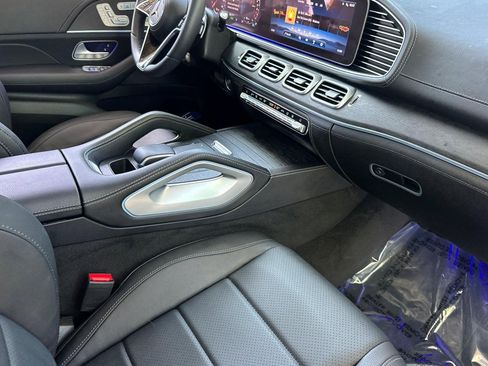 Certified 2024 Mercedes-Benz GLE 450e 4MATIC image 32