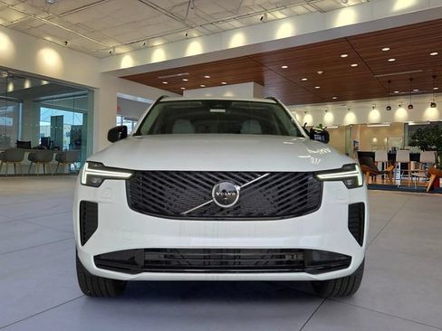 New 2026 Volvo XC90 B6 Ultra w/ Lounge Package AWD/4WD image 8