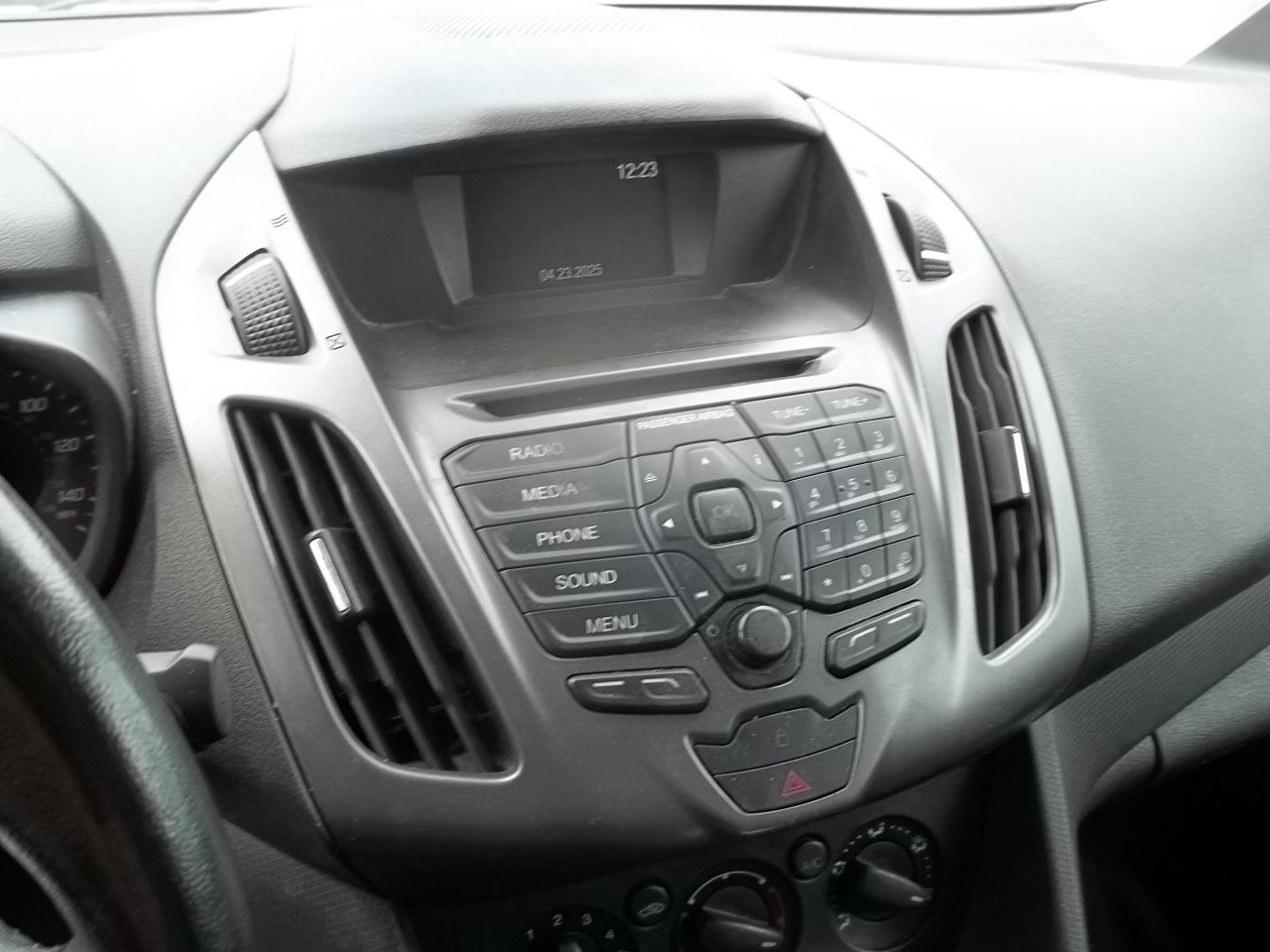 Used 2016 Ford Transit Connect XL FWD image 8