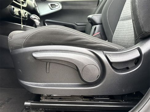 Used 2021 Kia Soul GT-Line image 19