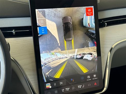 New 2025 Volvo EX90 Plus w/ Protection Package Premier image 20