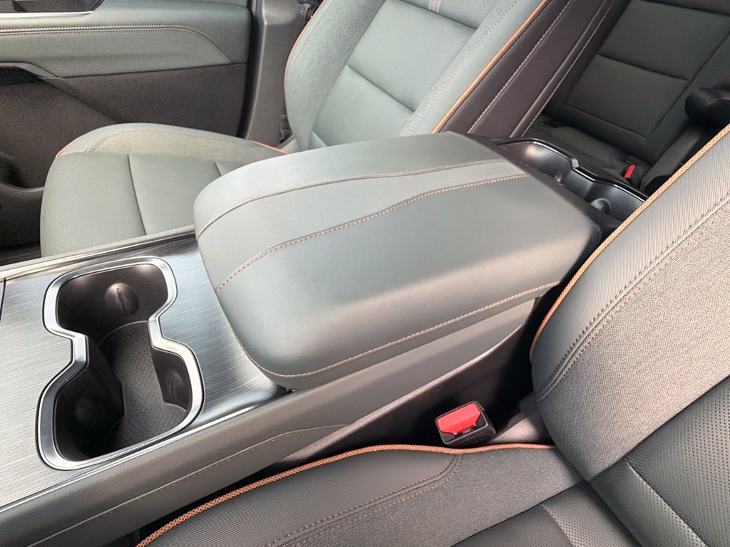 Used 2024 GMC Acadia AT4 w/ LPO, Floor Liner Package AWD/4WD image 20