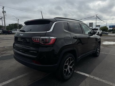 Used 2024 Jeep Compass Limited AWD/4WD image 2