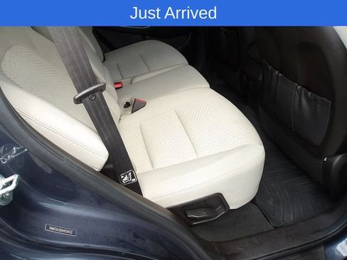 Used 2017 Hyundai Santa Fe Sport AWD/4WD image 10