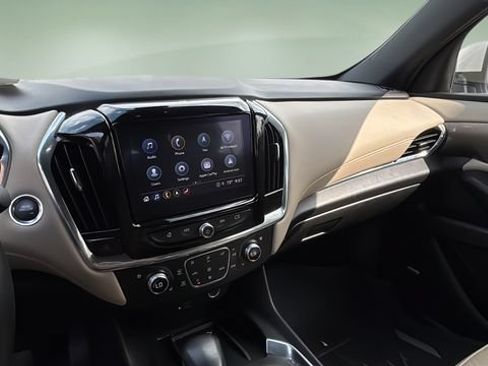 Used 2022 Chevrolet Traverse Premier w/ LPO, Floor Liner Package FWD image 23