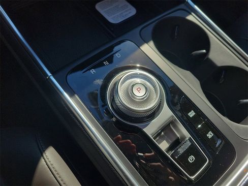 New 2026 Kia Carnival EX image 36