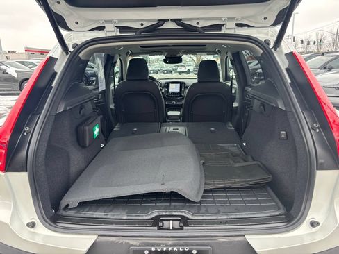 Certified 2026 Volvo XC40 B5 Plus w/ Protection Package Premier AWD/4WD image 28