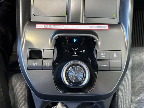 New 2026 Toyota bZ FWD image 18