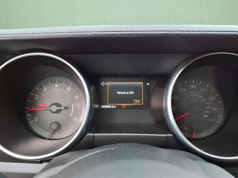 Used 2022 Ford Mustang Coupe image 11