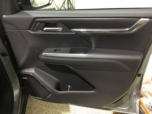 New 2026 GMC Acadia Elevation image 55