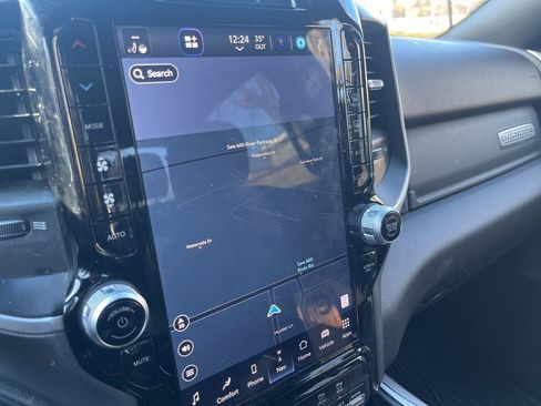 Used 2023 RAM 2500 Big Horn w/ Night Edition image 5