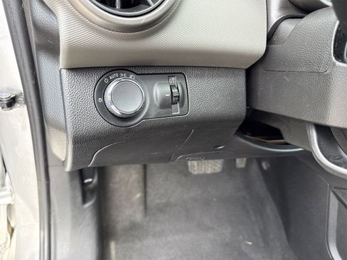 Used 2015 Chevrolet Sonic LT image 15