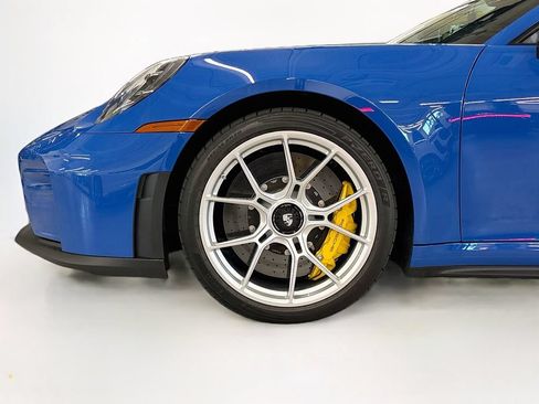 Used 2026 Porsche 911 GT3 RWD image 29