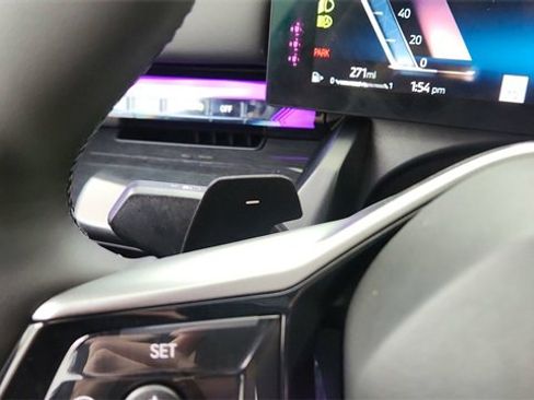 Used 2025 BMW 540i xDrive image 41