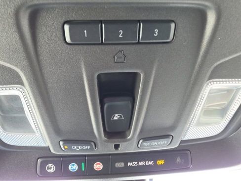 Used 2023 Chevrolet Silverado 3500 High Country w/ Z71 Off-Road Package image 23