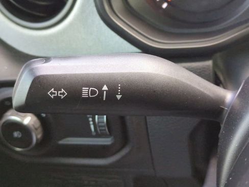 Certified 2025 Jeep Wrangler Willys image 27