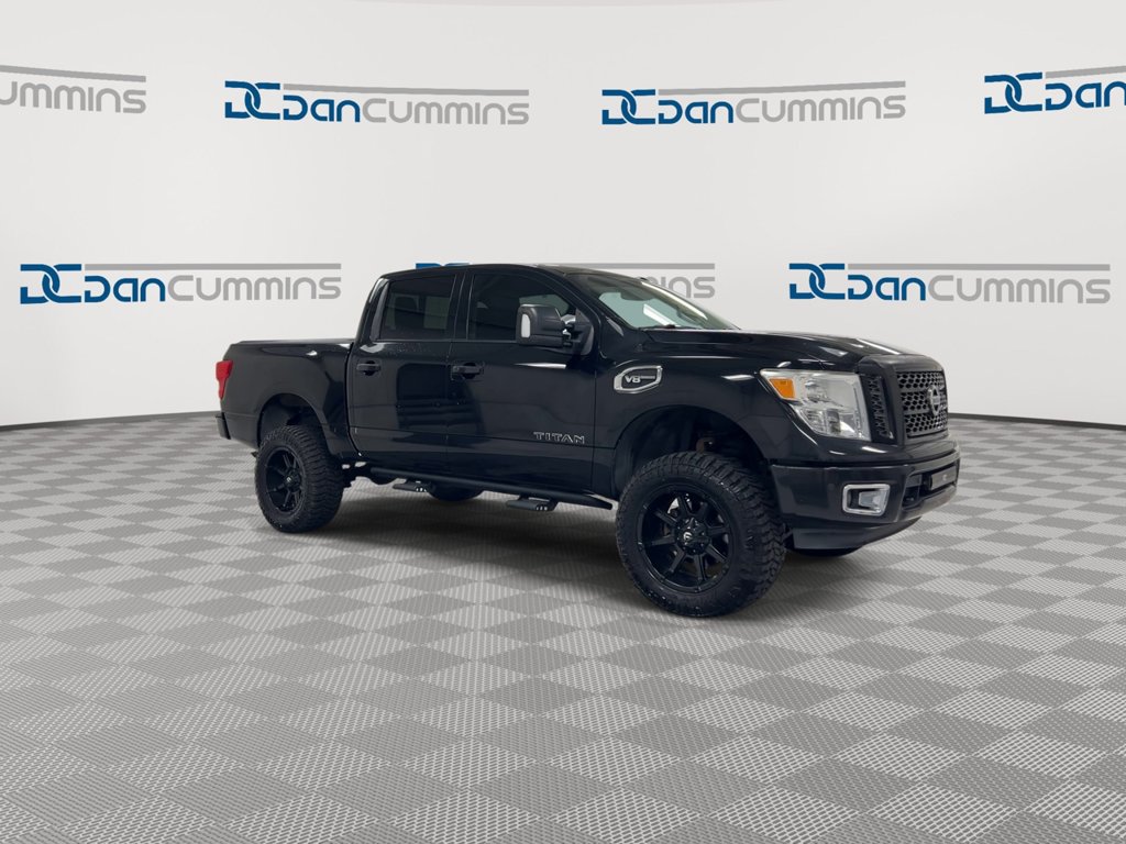 Used 2017 Nissan Titan SV AWD/4WD image 2