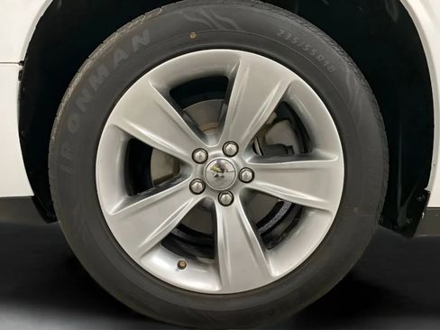 Used 2021 Dodge Challenger SXT RWD image 24