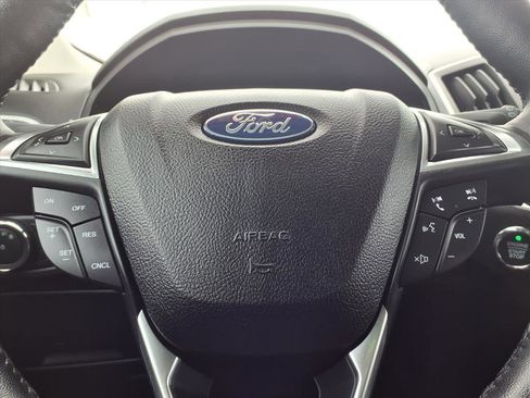 Used 2022 Ford Edge SEL w/ Convenience Package image 34