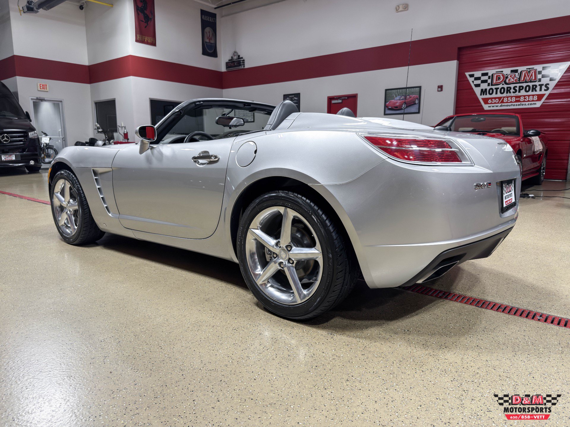 Used 2007 Saturn Sky Red Line RWD image 3