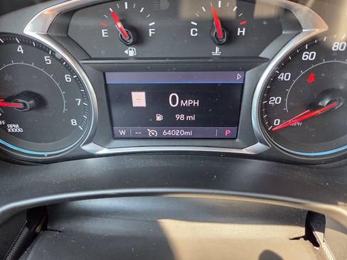 Used 2019 Chevrolet Equinox LT FWD image 27