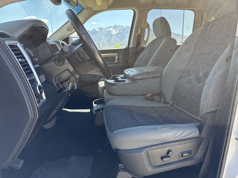 Used 2019 RAM 1500 Big Horn image 18