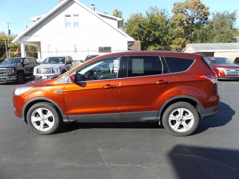 Used 2016 Ford Escape SE image 11