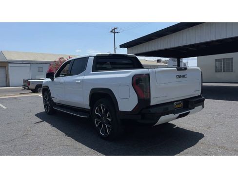 New 2025 GMC Sierra EV Denali image 9