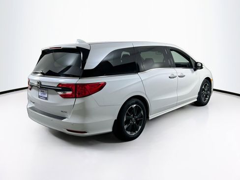 Used 2023 Honda Odyssey Elite image 5