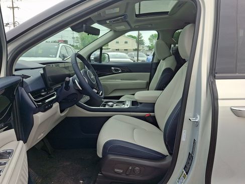 New 2026 Kia Carnival SX Prestige FWD image 14
