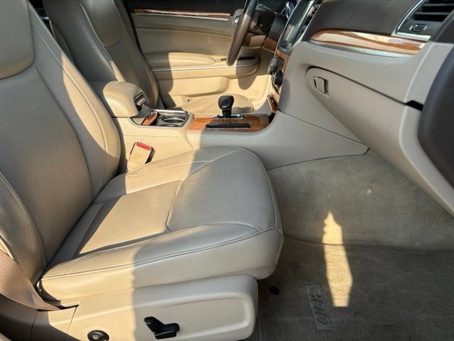 Used 2013 Chrysler 300 C w/ Light Group RWD image 19